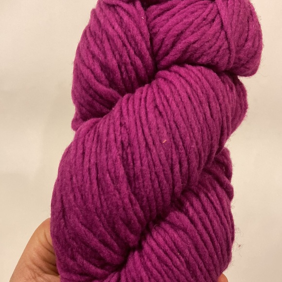 Merino Wool Yarn Kit by Morehouse Farm, Caterpillar Scarf Knit Kit - Picture 7 of 8